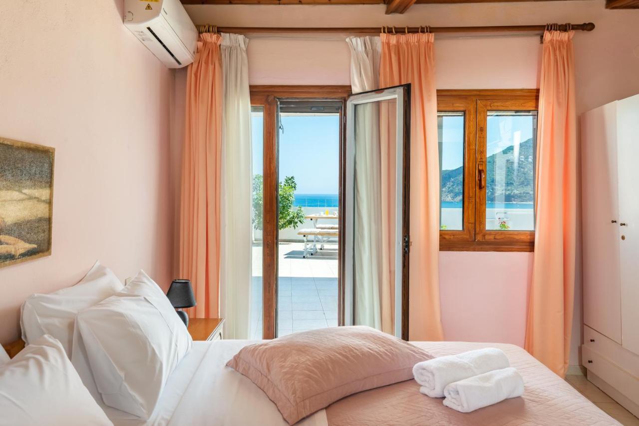 Regina Hotel سكوبيلوس تاون المظهر الخارجي الصورة