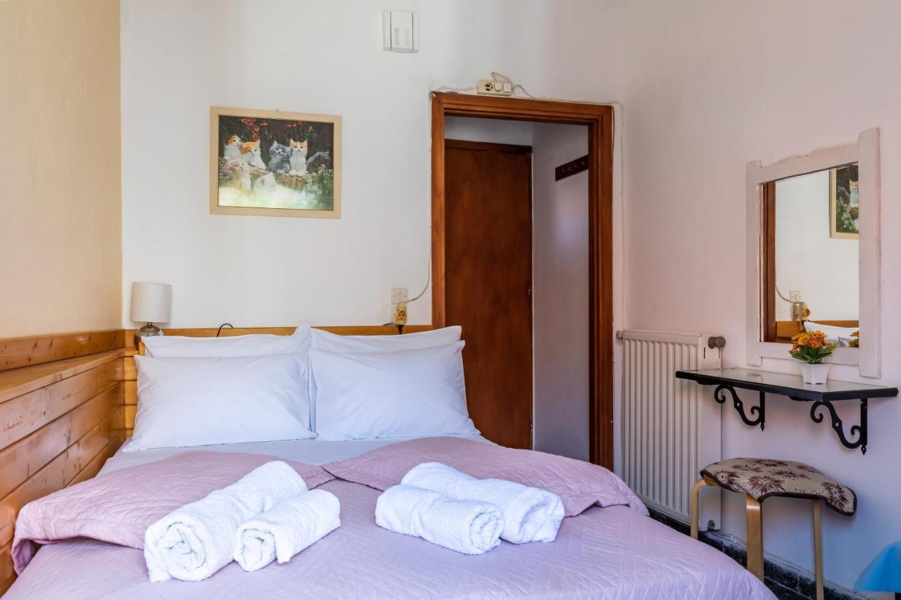 Regina Hotel سكوبيلوس تاون المظهر الخارجي الصورة